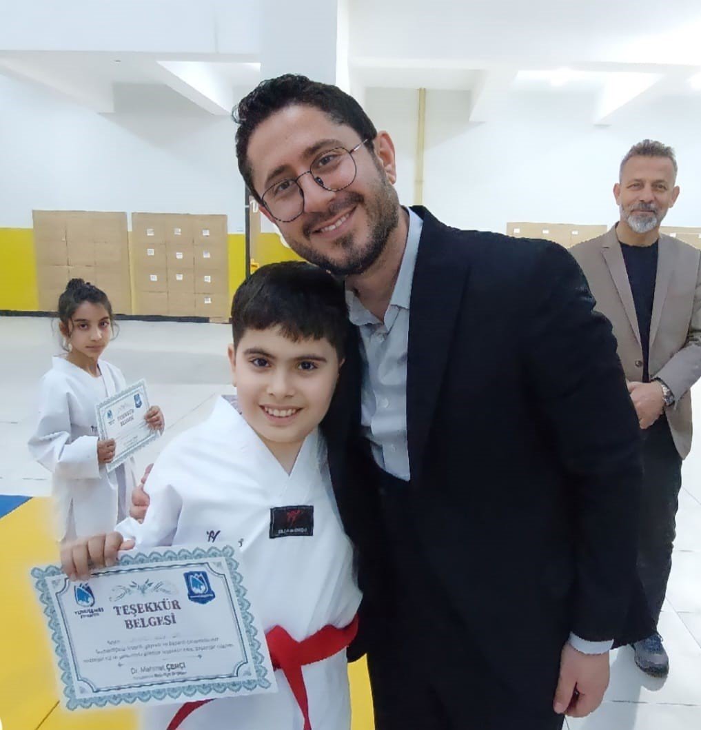 Yunuskentli taekwondocular bir üst kuşağa terfi etti