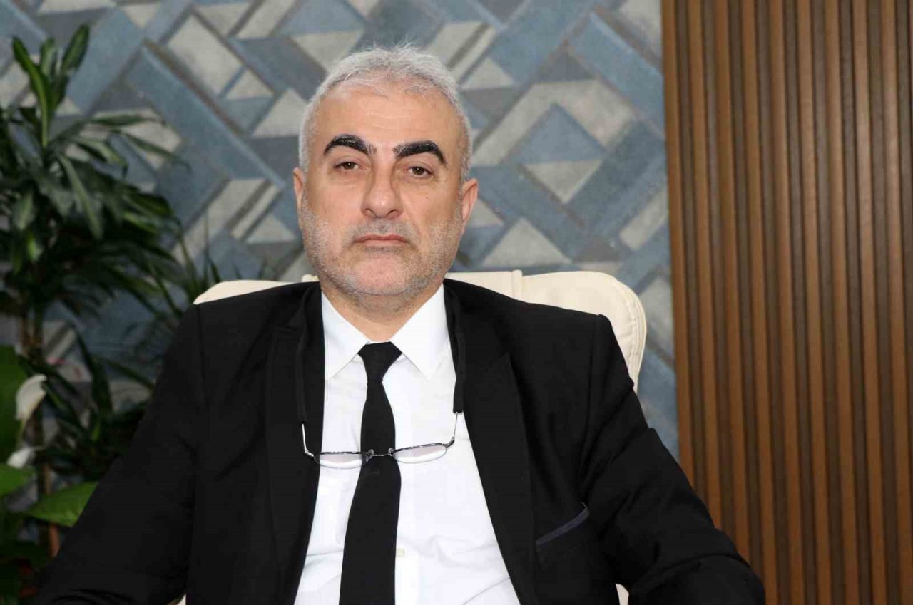 Afet ve Acil Tıp Derneği Başkanı Prof.Dr. Özüçelik; “Türkiye’nin her iline Mahalle Afet Gönüllüleri oluşturulması gerekiyor”