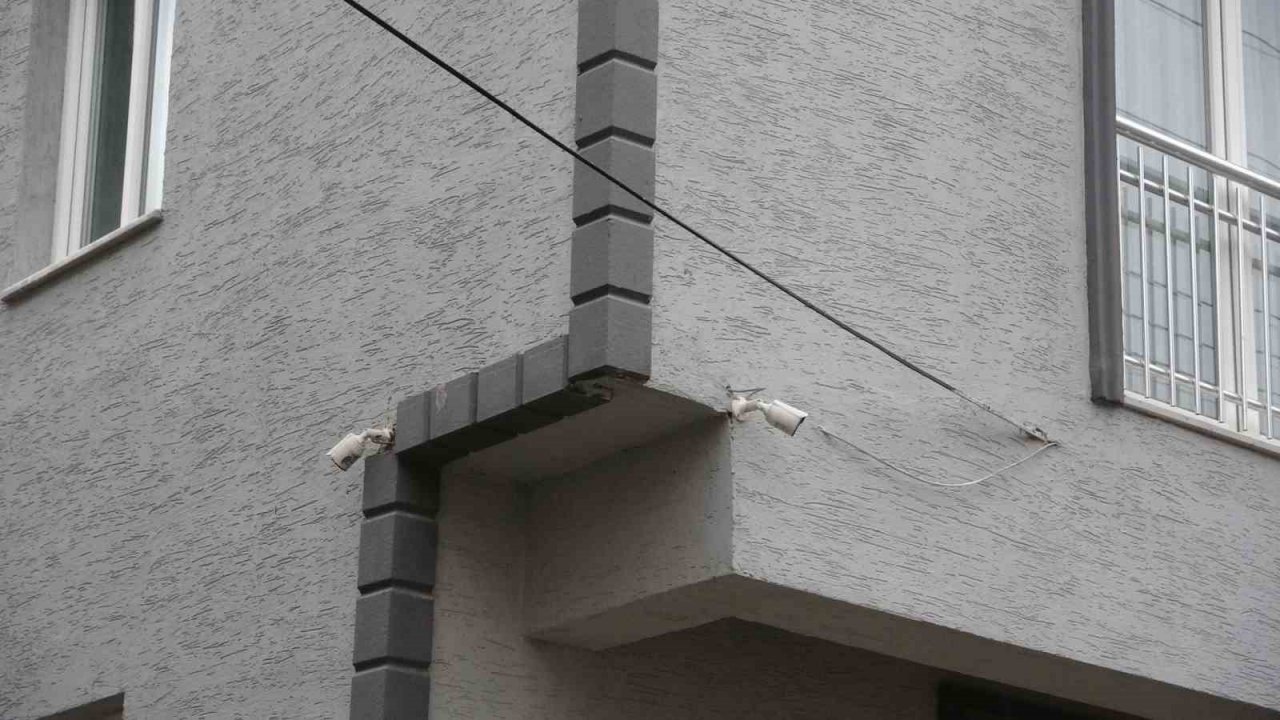 Annenin uykusunun gelmesi iki çocuğunun hayatını kurtardı