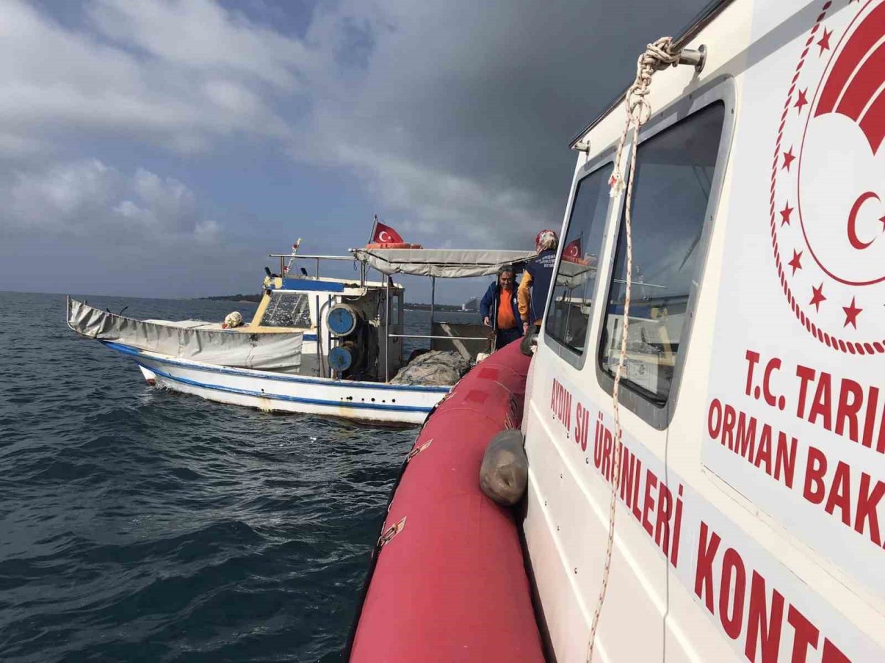 Didim’de balıkçı tekneleri denetlendi