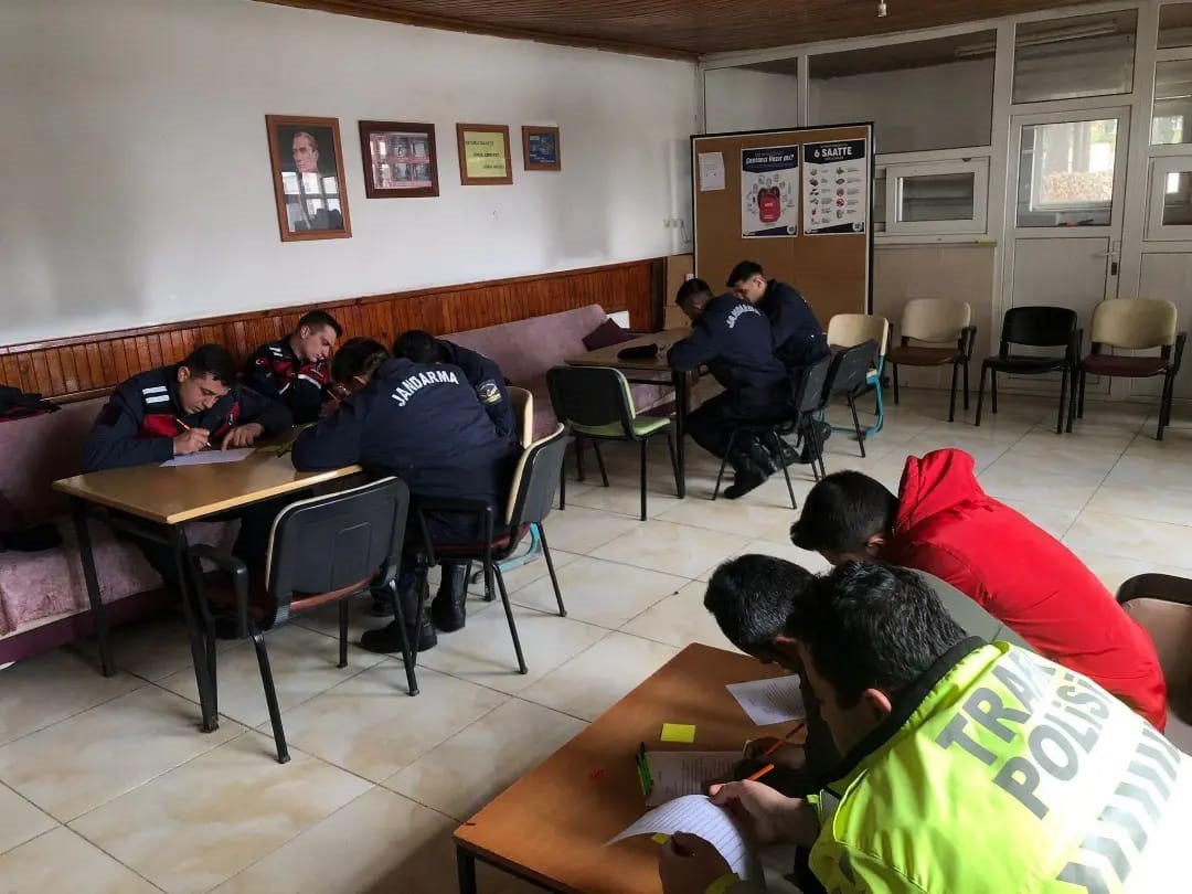 Karacasu’daki kolluk kuvvetlerine ’stres yönetimi’ eğitimi verildi