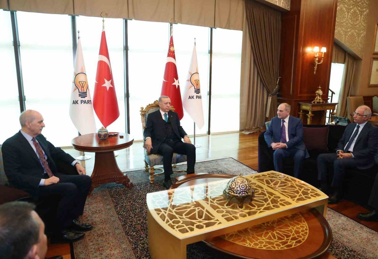 Cumhurbaşkanı Erdoğan, Yeni Azerbaycan Partisi heyetini kabul etti
