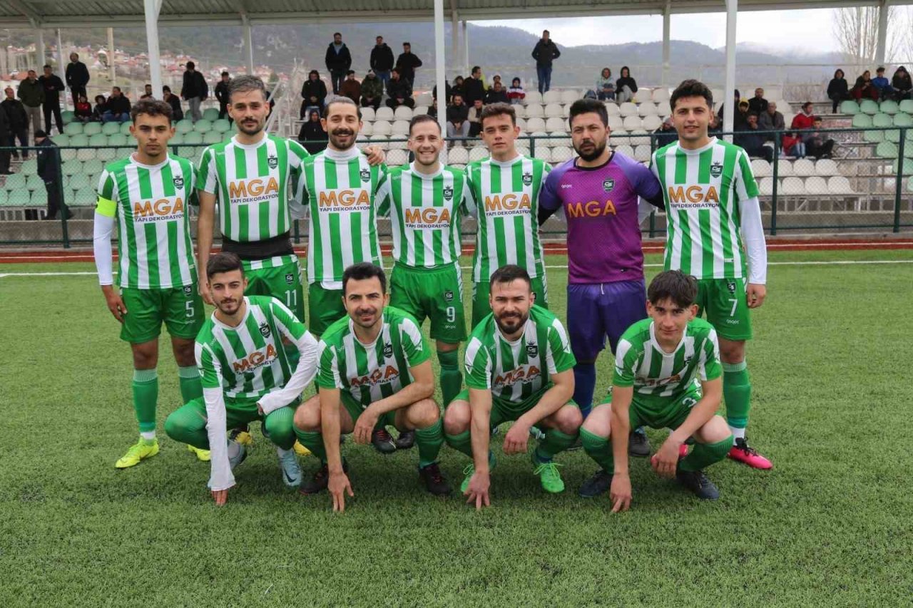 Çameli Belediyespor yenilenen stadında galibiyetle başladı