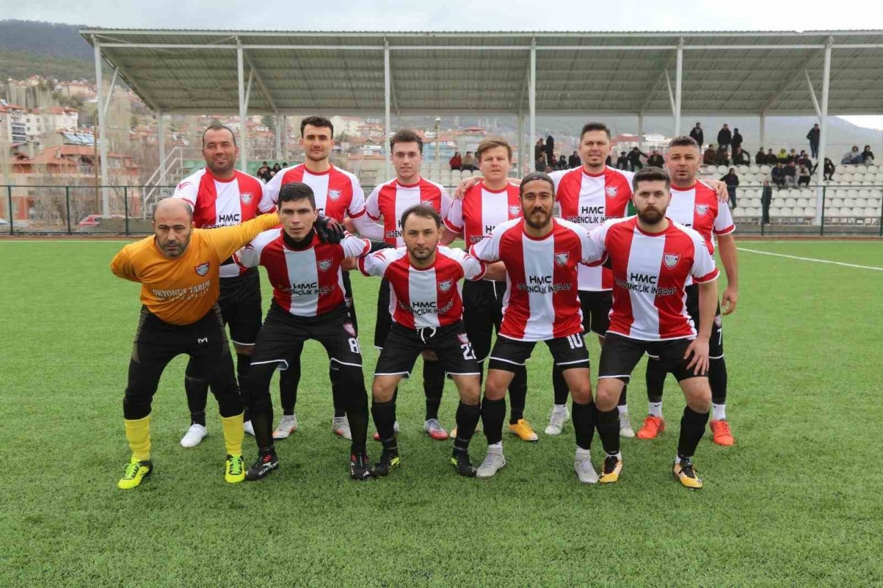 Çameli Belediyespor yenilenen stadında galibiyetle başladı