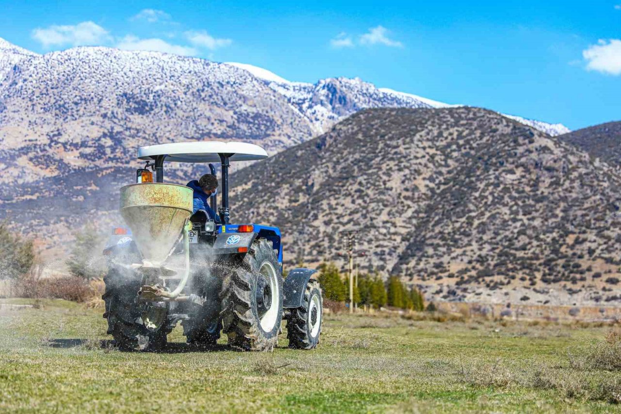 Denizli’nin 11 ilçesinde 12 bin dekar mera ıslah edilecek
