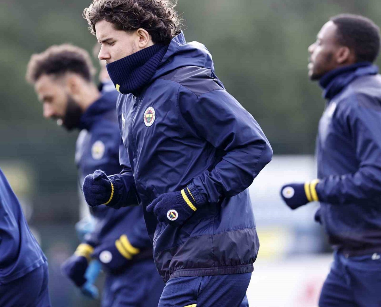 Fenerbahçe, Sevilla maçı hazırlıklarına devam etti