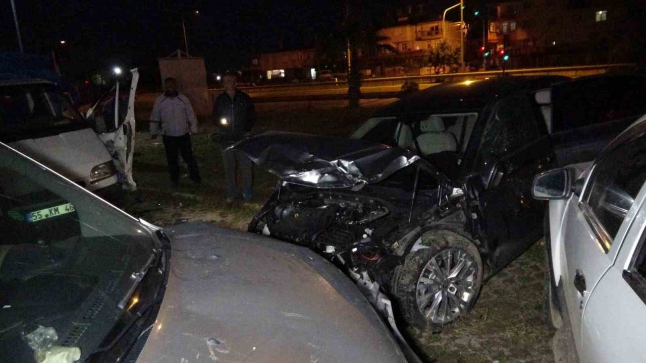 Antalya’da depremzede aileleri ağlatan kaza