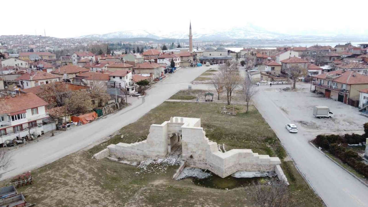 Gizemini koruyan tarihi yer altı kaçış tünellerinin turizme kazandırılması talebi