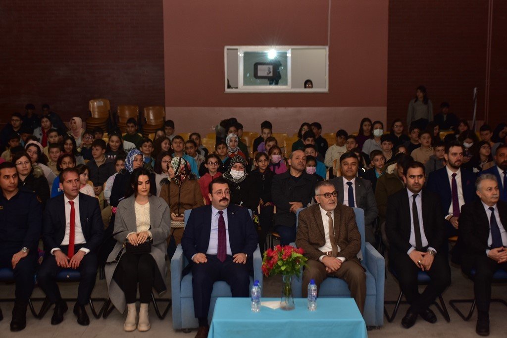 Mehmet Akif İnönü’de de anıldı