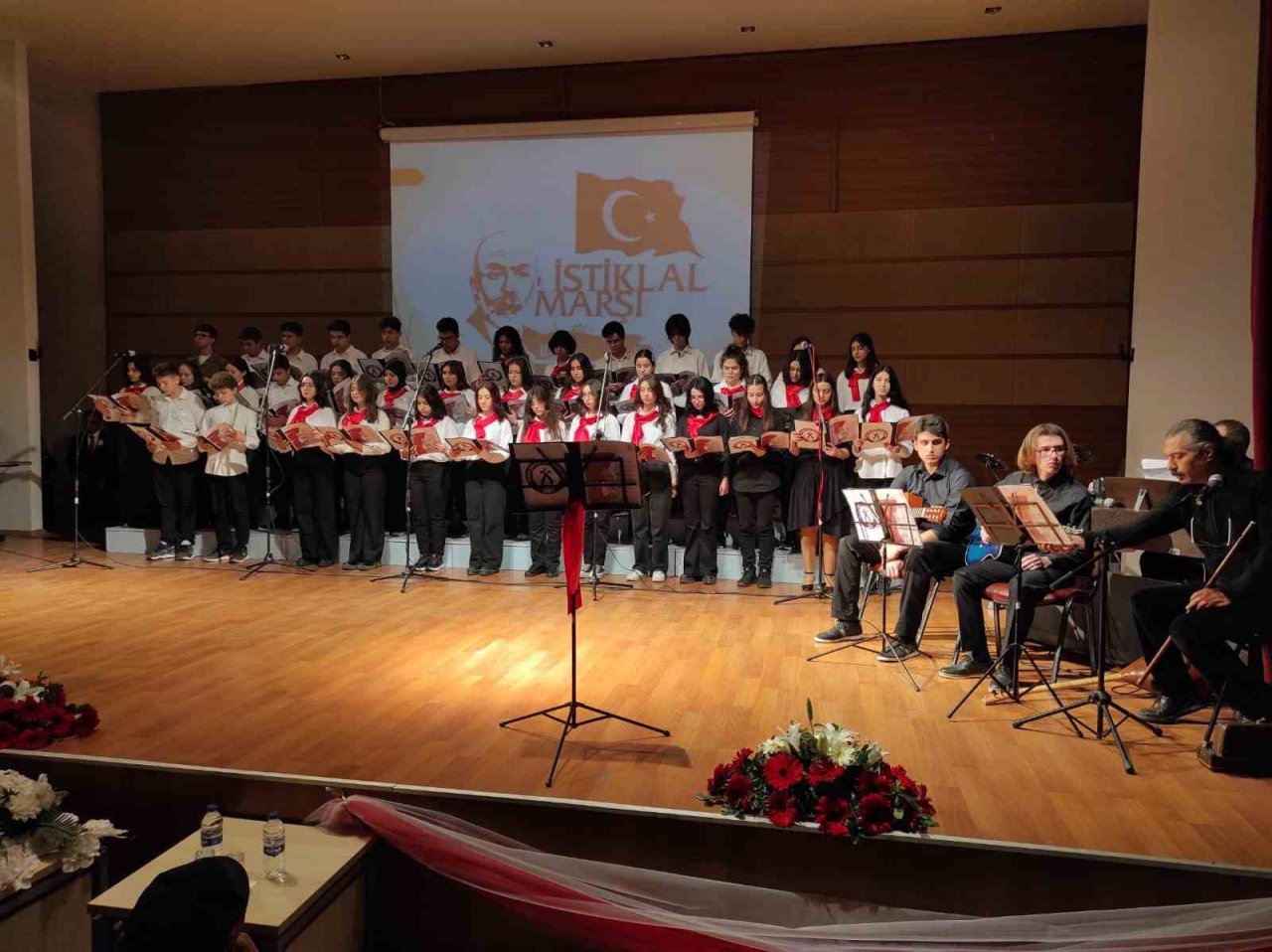 İstiklal Marşı’nın kabulünün 102. yıldönümü Fethiye’de kutlandı