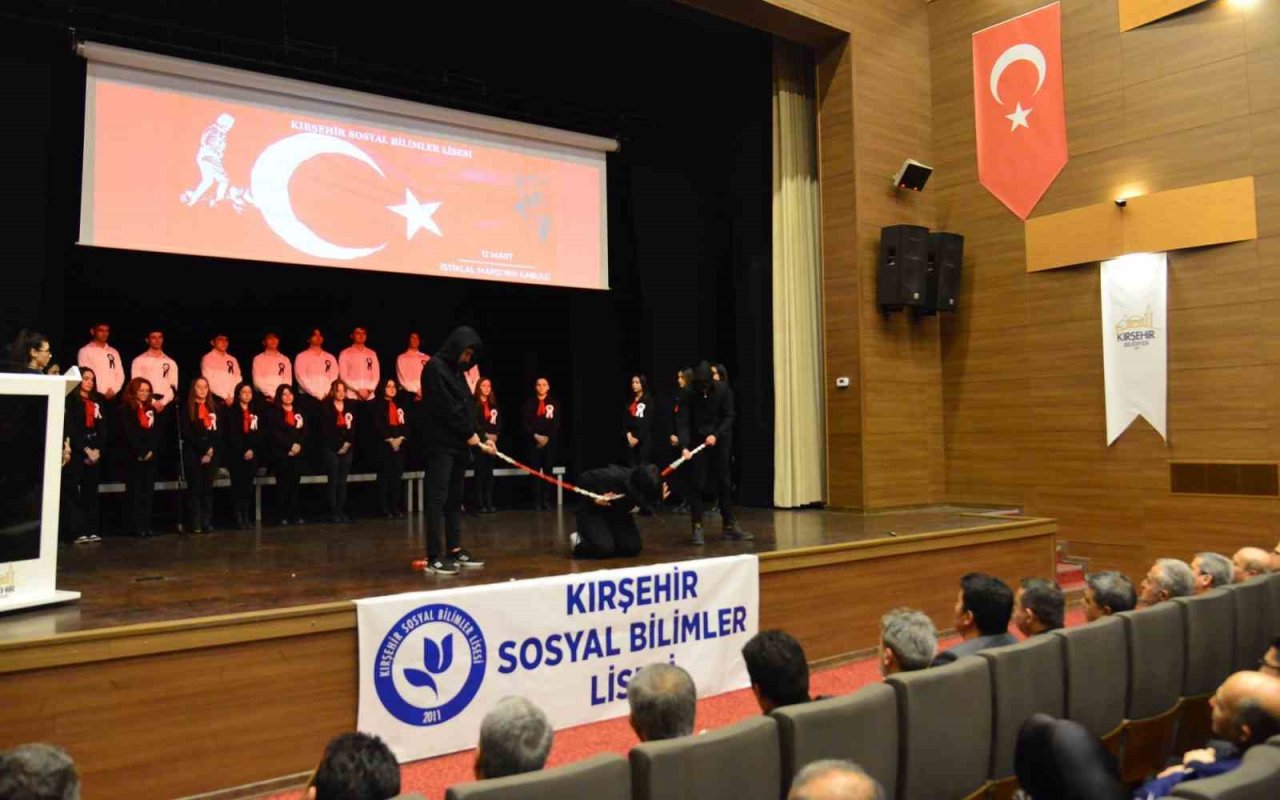 İstiklal Marşı’nın kabulünün 102. yılı için tören düzenlendi