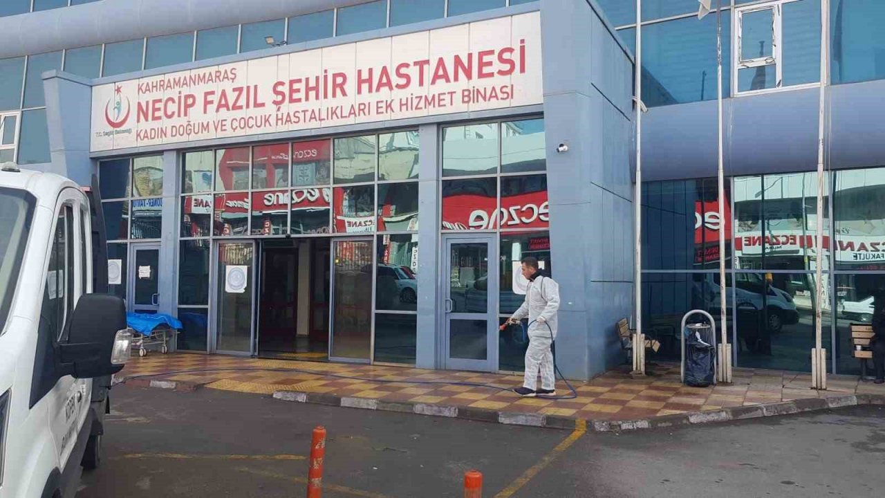 Kahramanmaraş’ta 830 noktada temizlik çalışmaları sürüyor