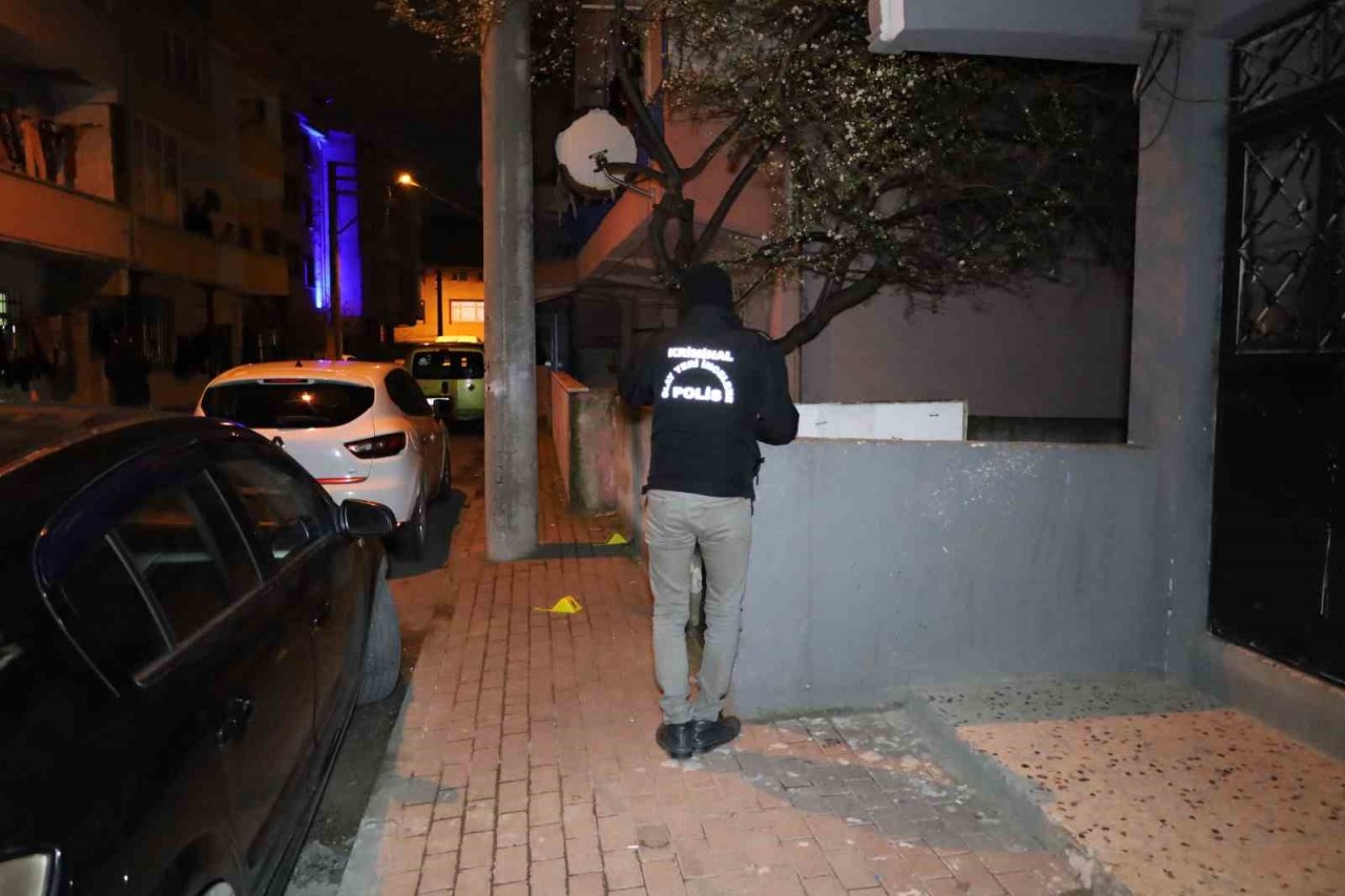 Tartıştığı şahsı kurşun yağmuruna tuttu, bacağından yaralayıp kaçtı