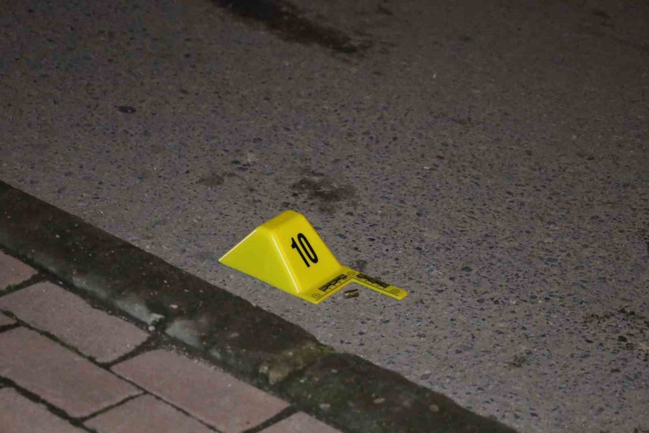 Tartıştığı şahsı kurşun yağmuruna tuttu, bacağından yaralayıp kaçtı