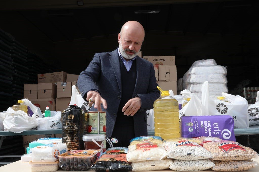 Kocasinan’da çalınmadık kapı, girilmedik gönül kalmıyor