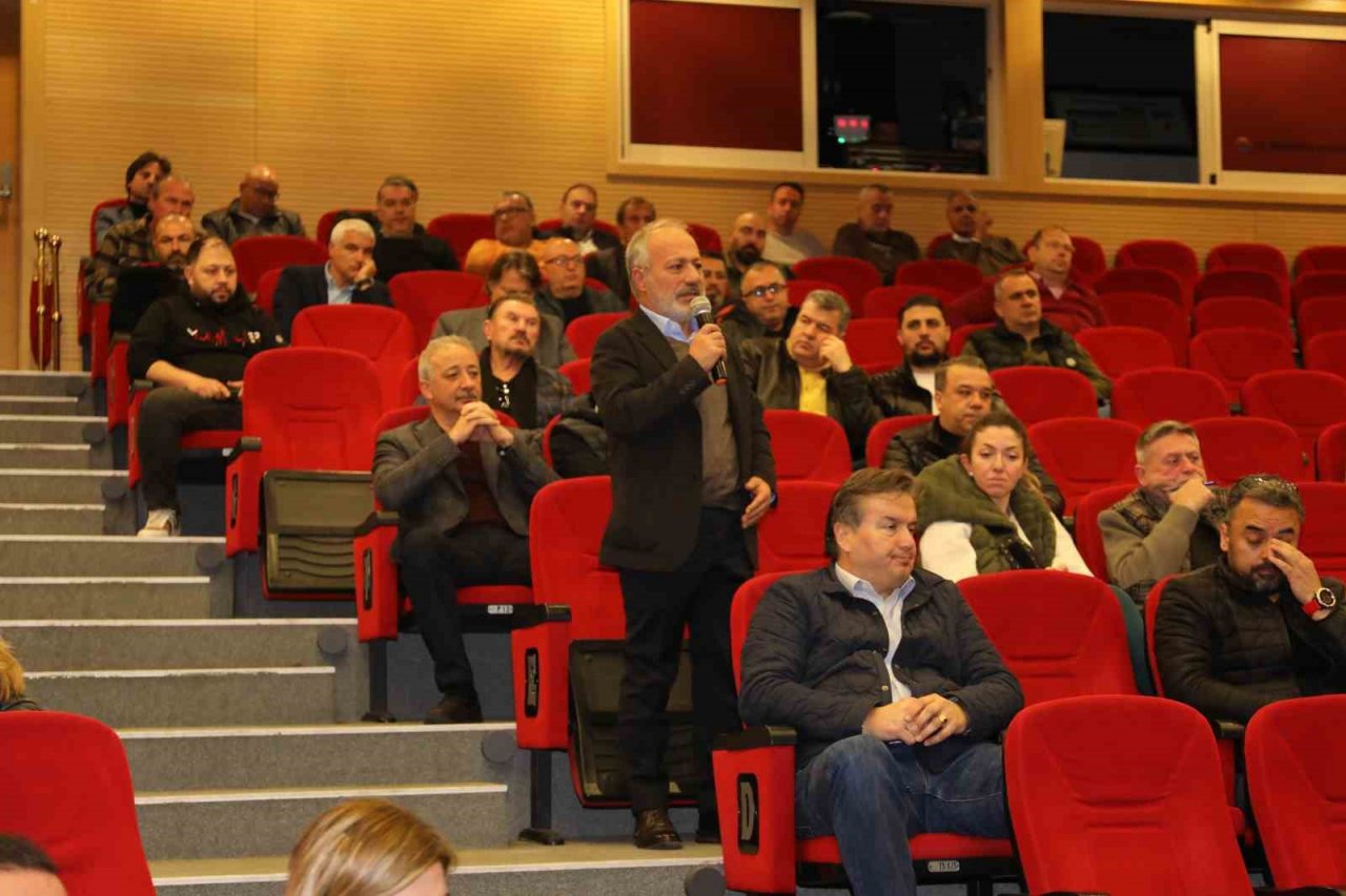 Marmaris’te kurumlar ve turizmciler yol haritası için toplandı