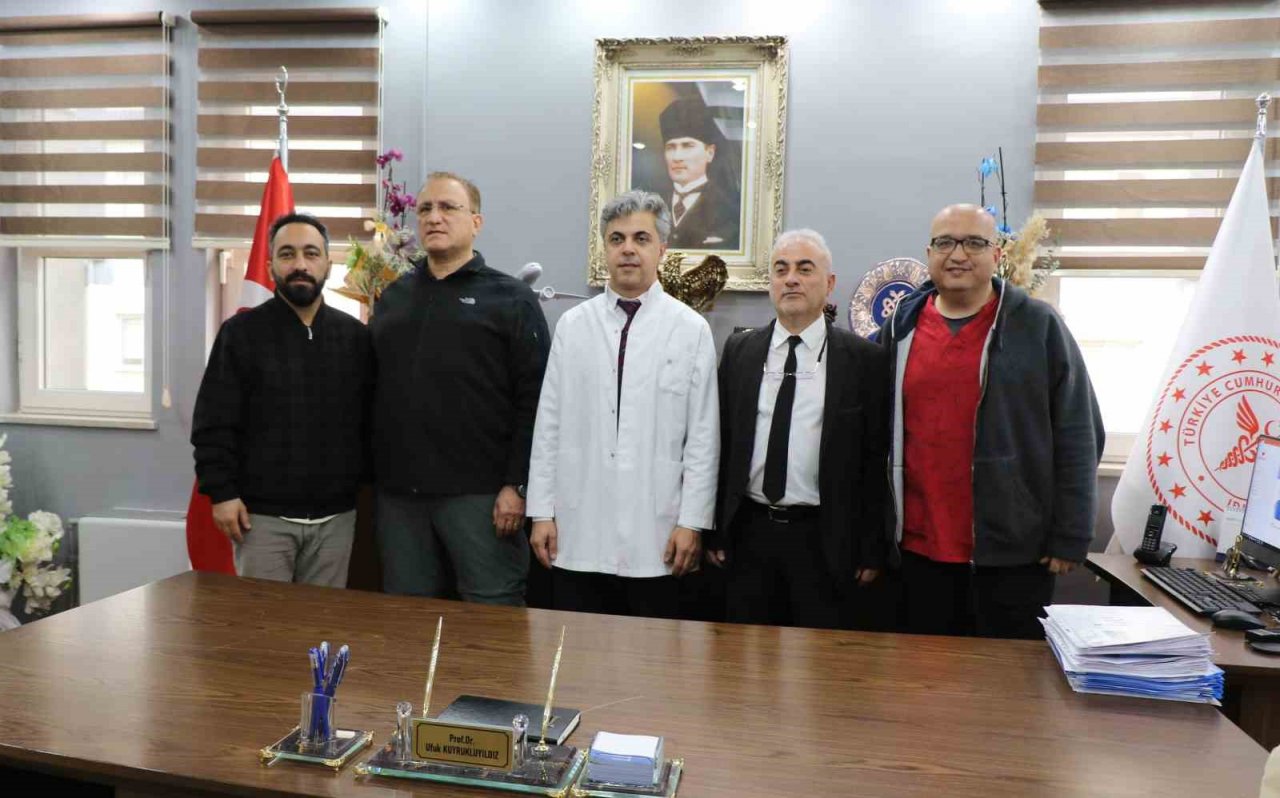 Başhekim Kuyrukluyıldız, afet uzmanlarını ağırladı