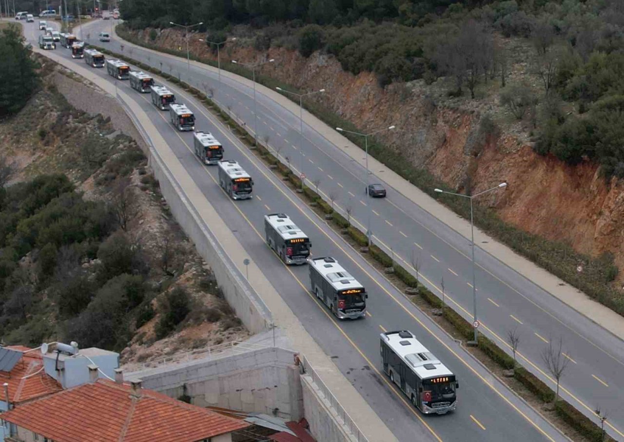 Büyükşehir 60 otobüs alarak filosunu genişletiyor