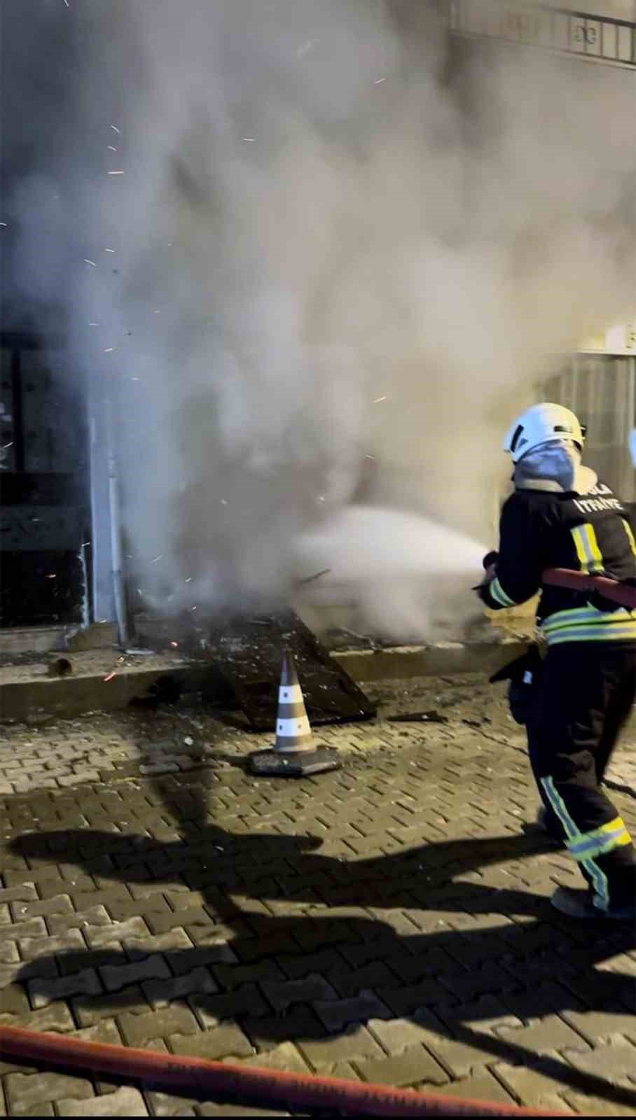 Dalaman’da işyeri yangınına kundaklama şüphesi