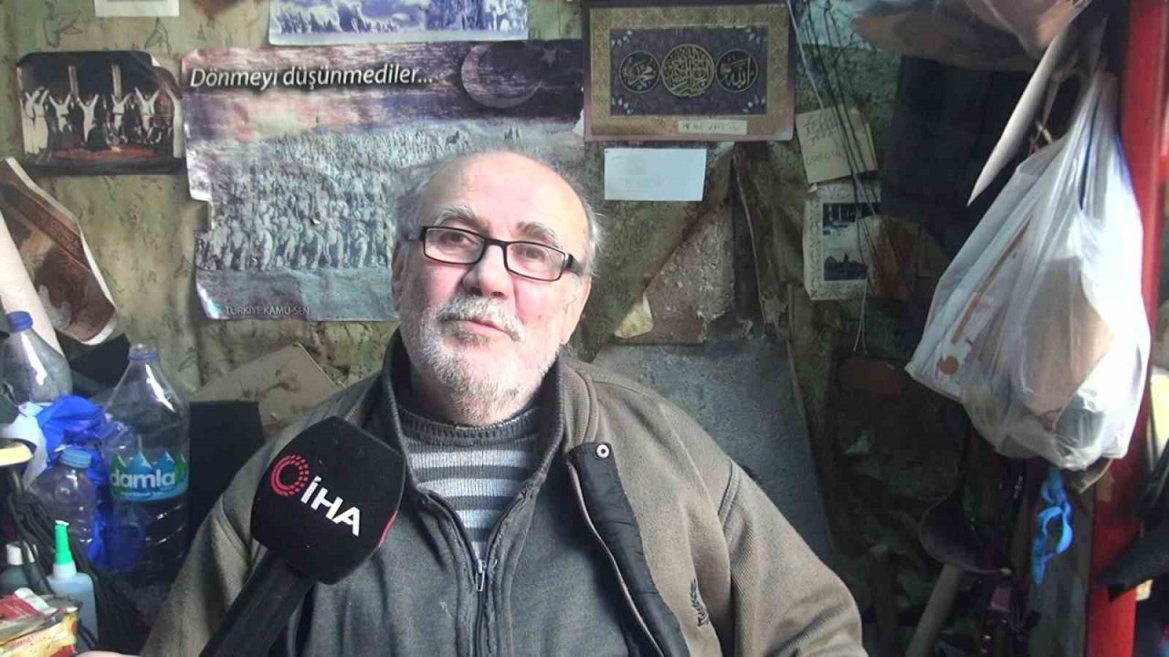 Ailesinin 250 yıldır sürdürdüğü deri ustalığını 5 metrekarelik dükkanda yaşatıyor
