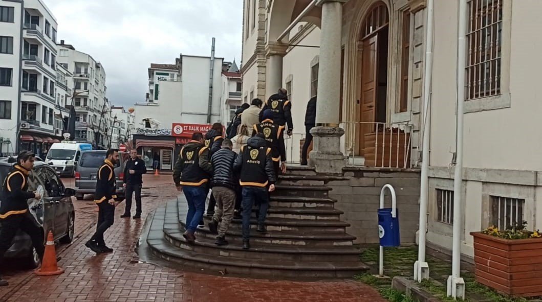 Sinop’ta fuhuş operasyonu: 3 gözaltı