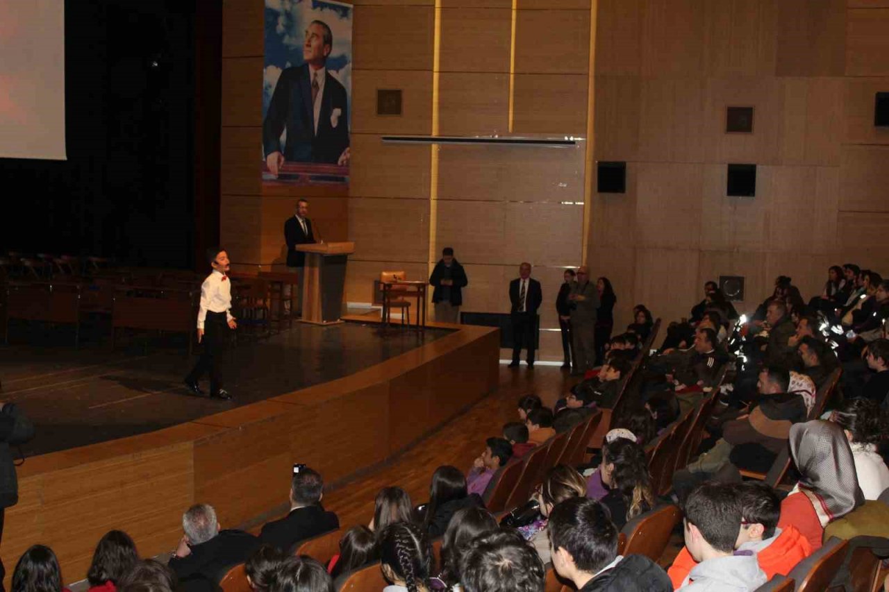 Sinop’ta İstiklal Marşı’nın 102. yıldönümü kutlandı