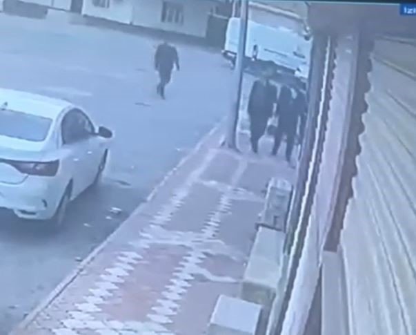 Maskeli şahıstan, güpegündüz 2.5 milyon TL’lik kapkaç