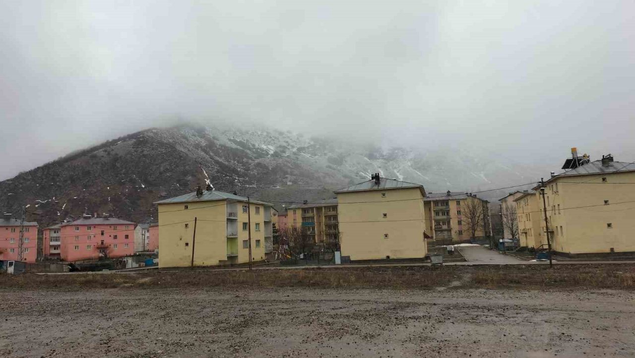 Tunceli’de sağanak yağış etkili oldu