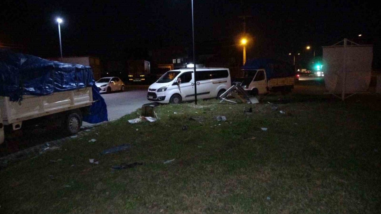 Antalya’da depremzede aileleri ağlatan kaza