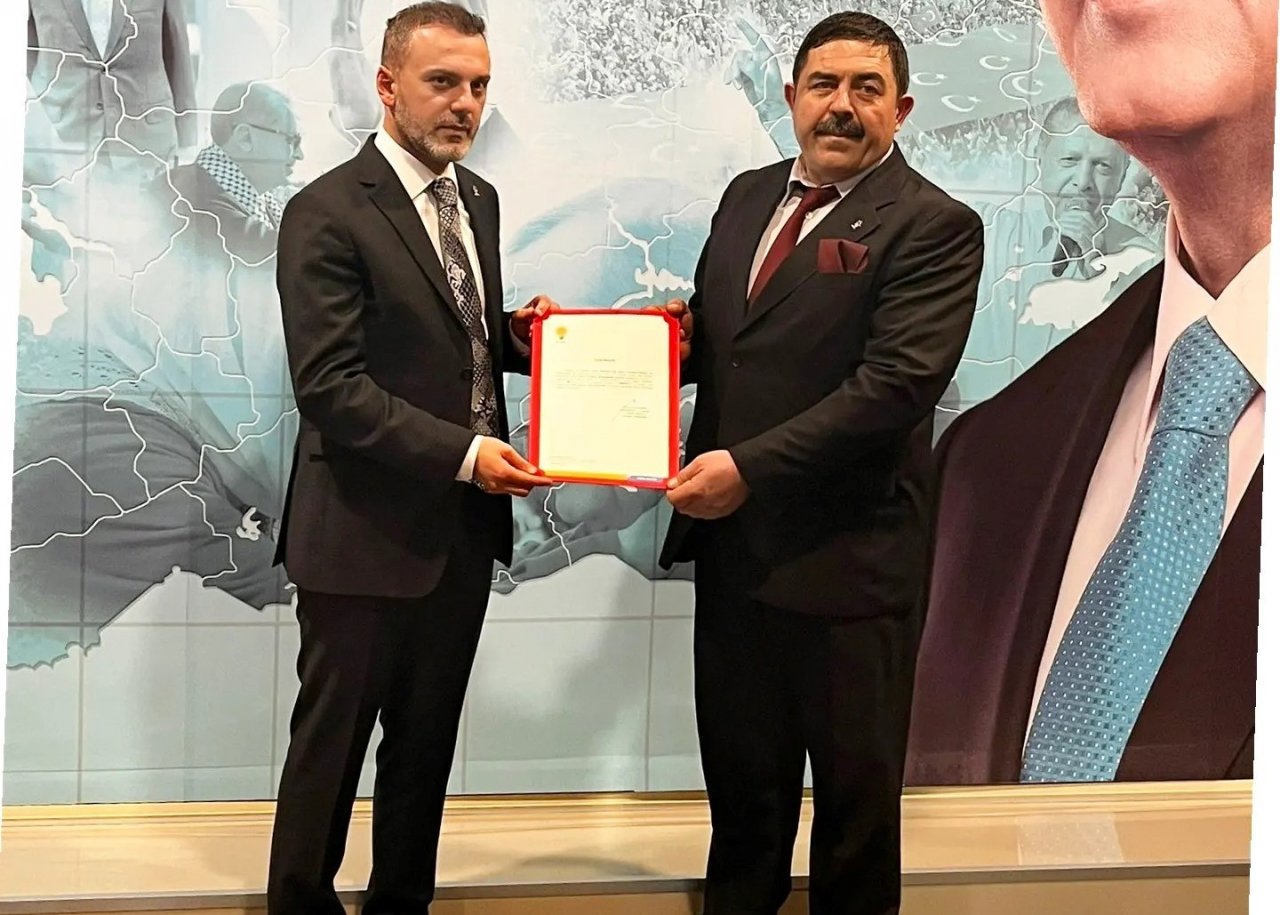 AK Parti’de Altıntaş ve Hisarcık ilçe başkanlıklarına atama