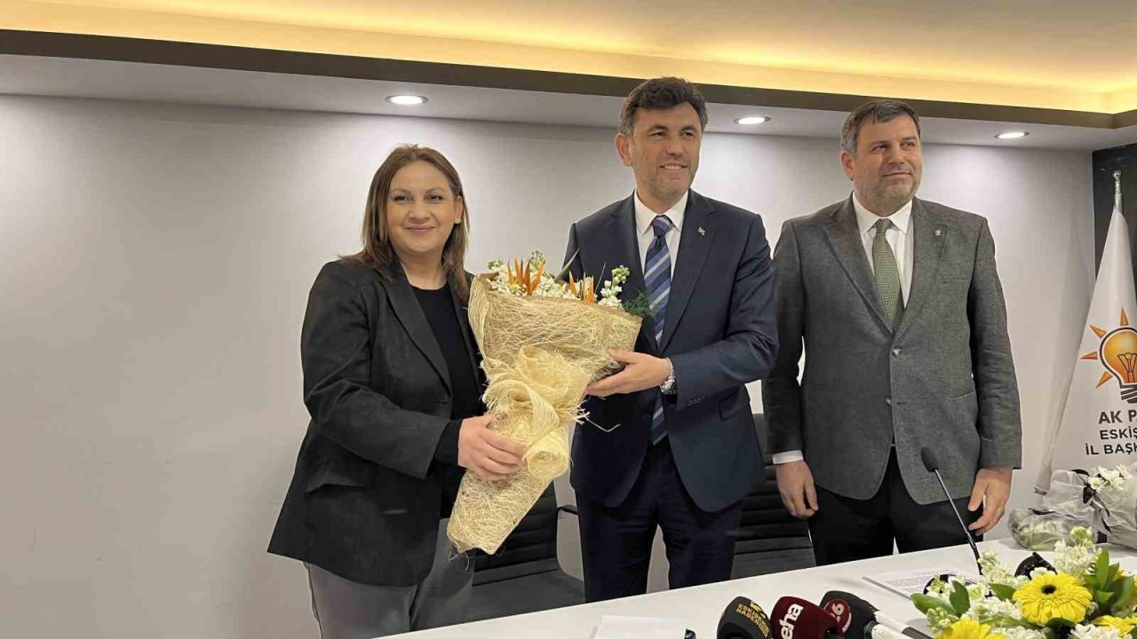 Yeni İl Başkanı Süleyman Reyhan görevine başladı