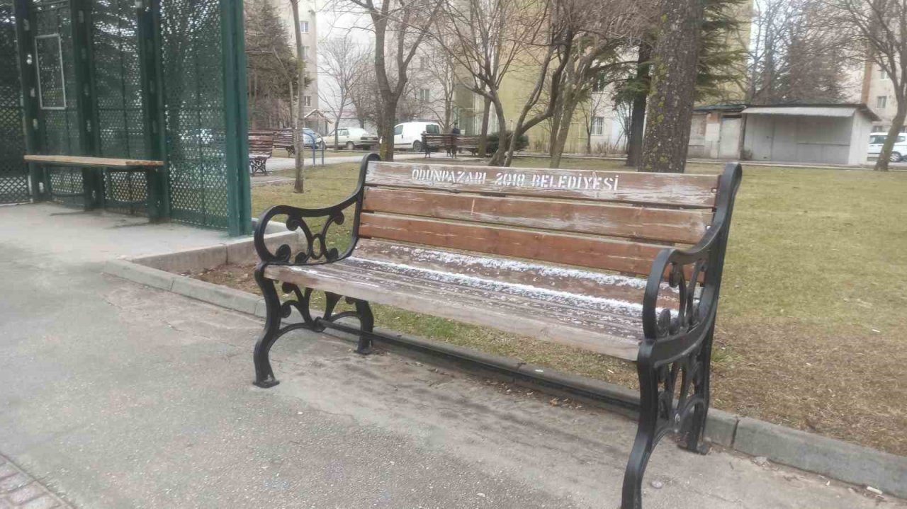 Yüksek kesimlere kar yağdı