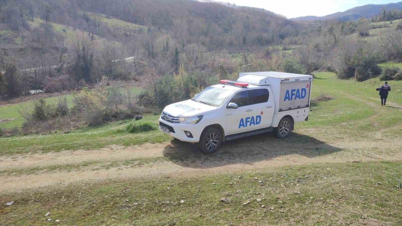Üç gün önce kaybolan yaşlı adam ormanlık alanda ölü bulundu