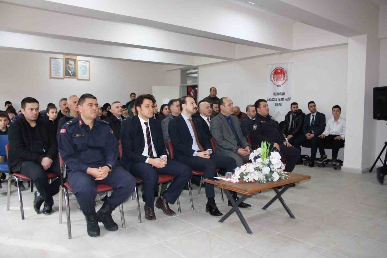 Mudurnu’da istiklal şairi anıldı