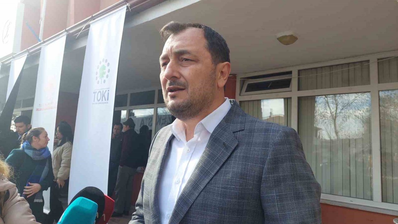 Tekirdağ’da TOKİ’nin kura çekilişi sürüyor