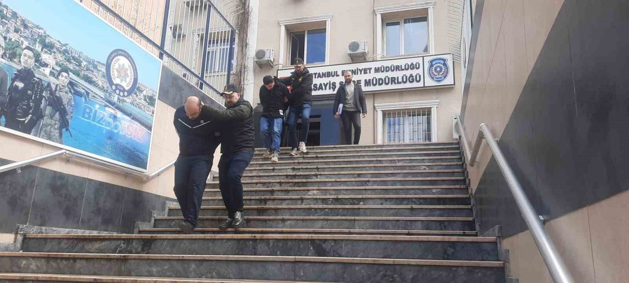 İranlı sahte polisler turistin parasını böyle gasp etti