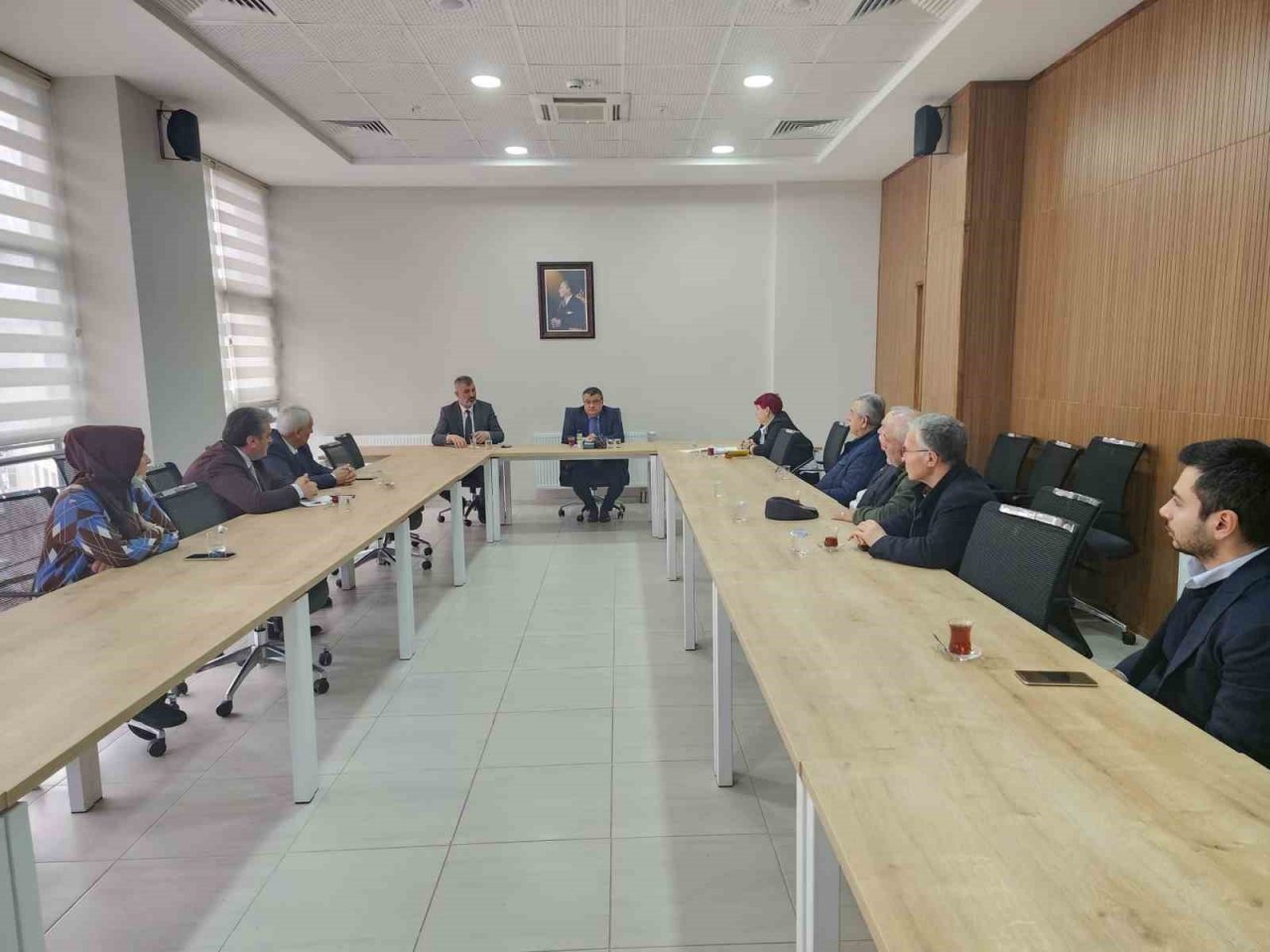 Başkan Sezer, depremzedeler için yapılan çalışmaları anlattı