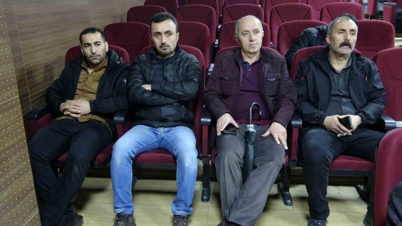 Başkan Geçirgen muhtarlarla bir araya geldi