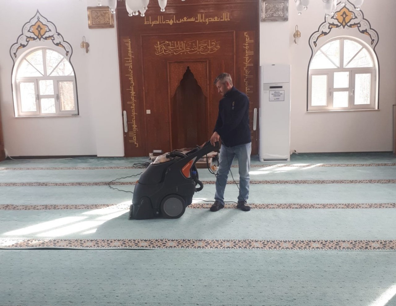 Camilerde Ramazan hazırlığı