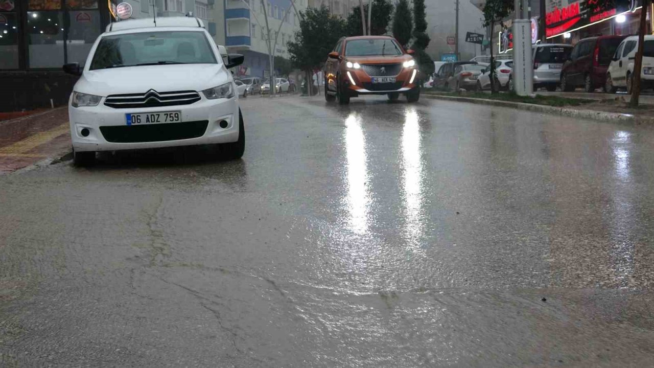 Mardin’de sağanak yağış etkili oldu