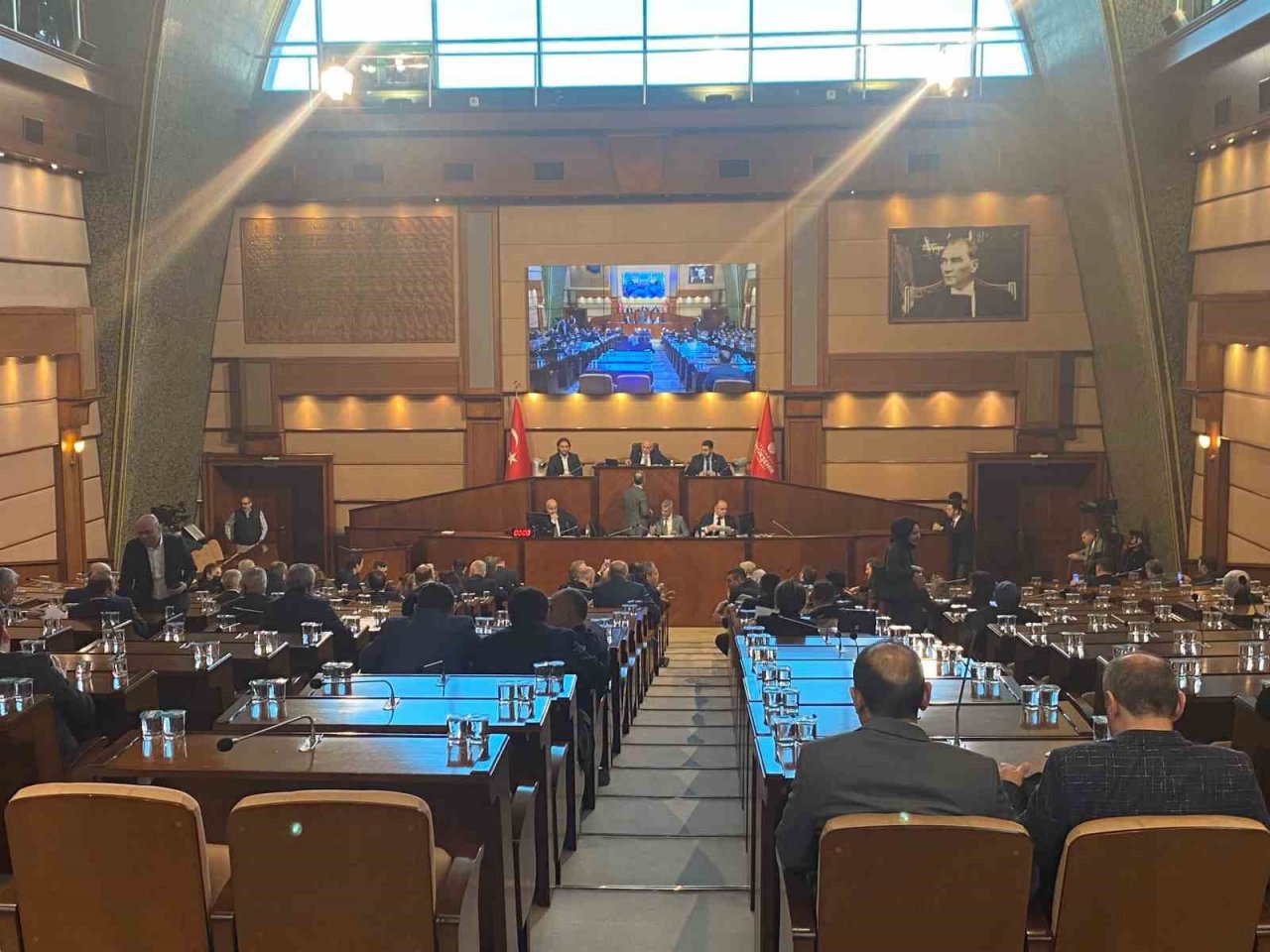 İBB Meclis Toplantısında isim değişikliği tartışması