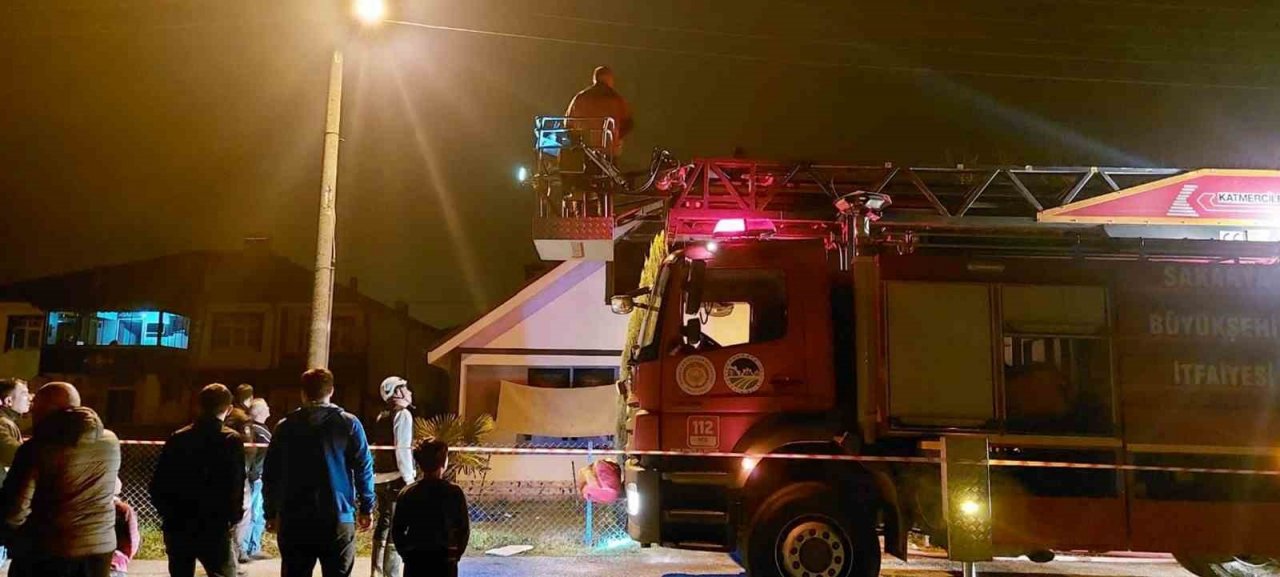 Sakarya’da evde çıkan yangın paniğe sebep oldu