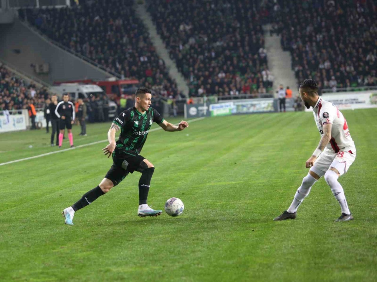 Sakaryaspor’dan Roshi’ye milli davet