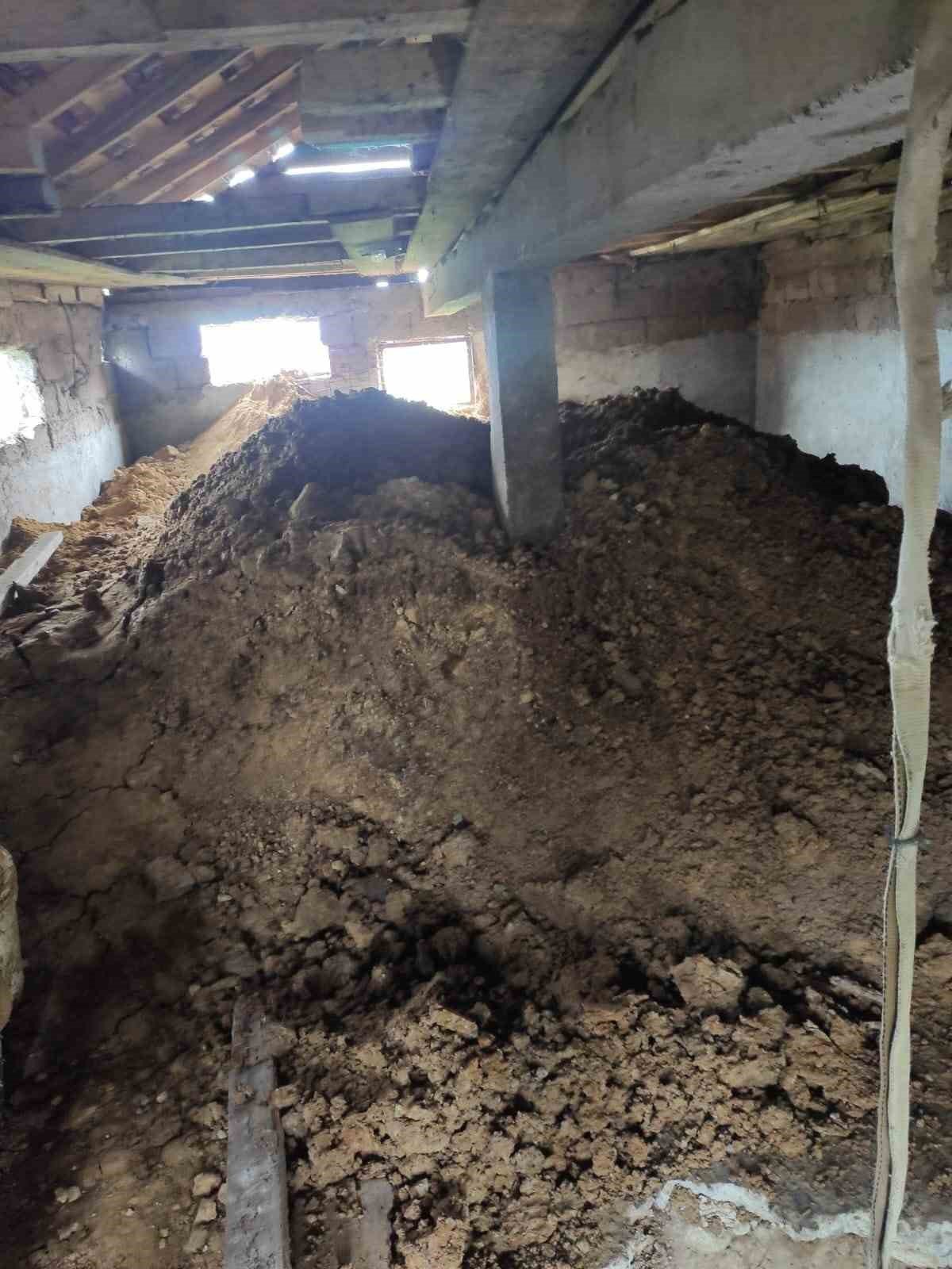 Sinop’ta kaçak kazı yapan 3 kişi suçüstü yakalandı