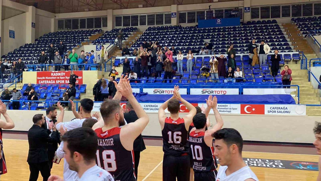 Nazilli Belediyespor Basketbol Takımı deplasmanda galip geldi
