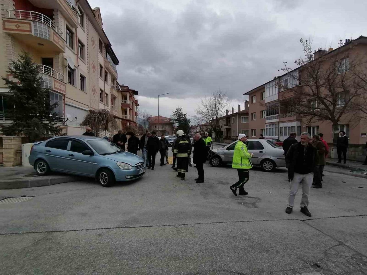 3 araçlı trafik kazası: 1 yaralı