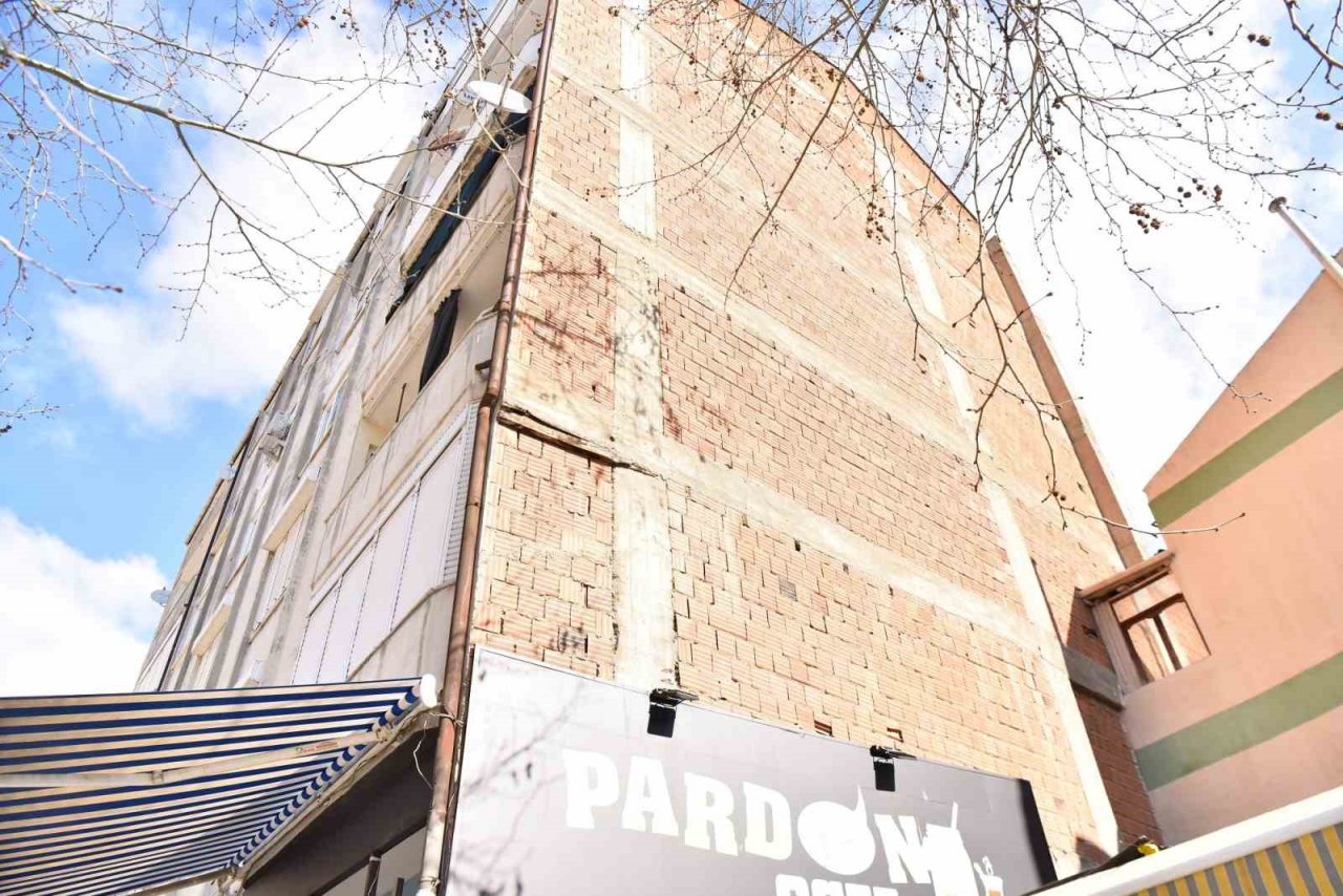 Altıeylül’de bina denetimleri başladı