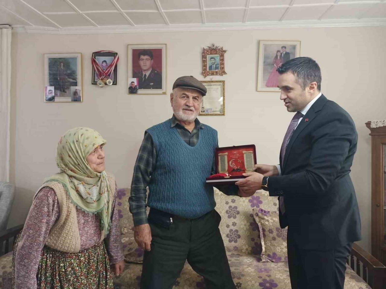 Müdür Turan İncirliova ve Koçarlı’da vatandaşlarla buluştu