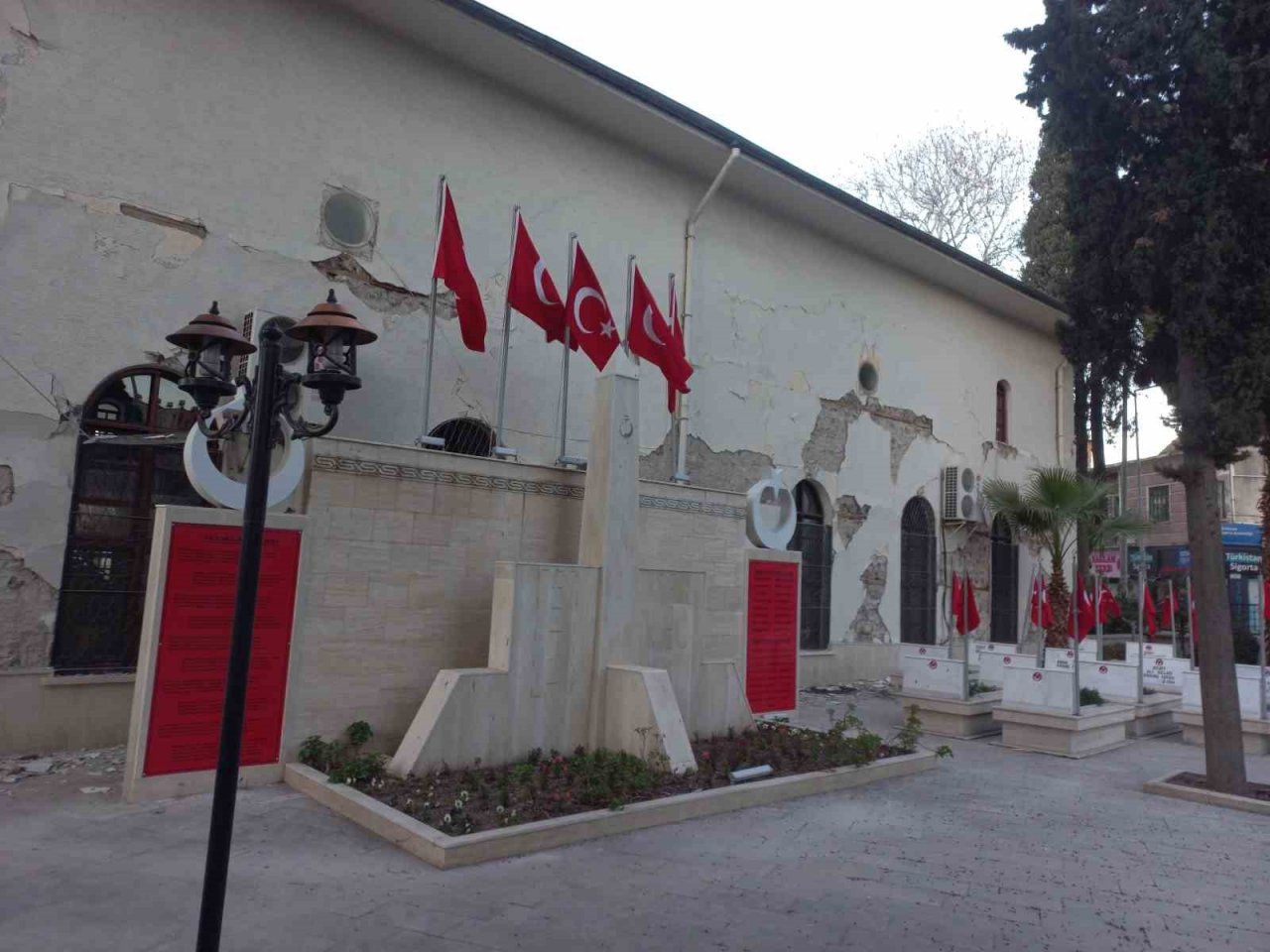 133 yıllık Envar-ül Hamit Camii aslına uygun olarak restore edilecek