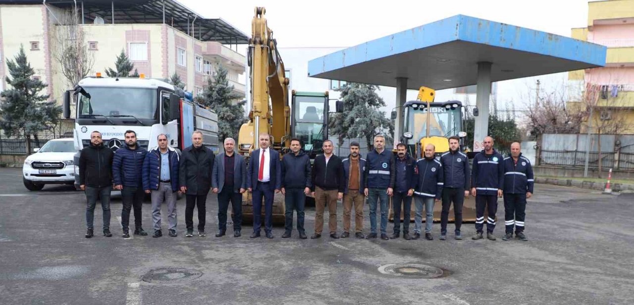 DİSKİ’den selden zarar gören Şanlıurfa’ya araç ve personel desteği